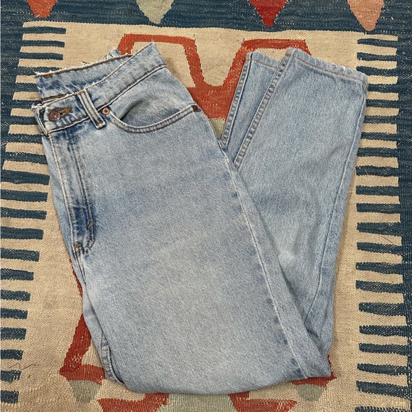 Vintage Levi’s 512 Jeans with Perfect Natural Wear - Picture 4 of 16